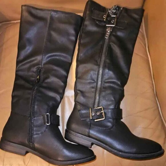 Womens Boots Size 6.5 Black Rhoswen zipper detail previously owned - Picture 1 of 6